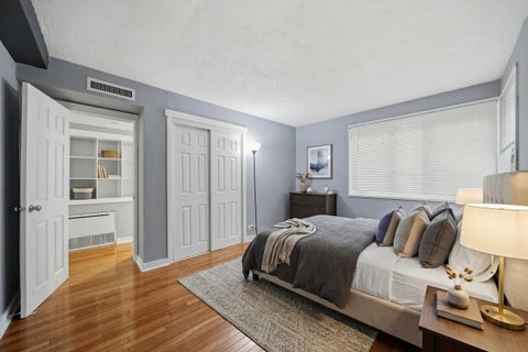 Tiny photo for 7208 Oak Avenue #1SW, River Forest, IL 60305 (MLS # 12790468)