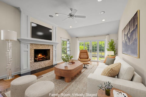 Tiny photo for 455 Rockefeller Road, Lake Forest, IL 60045 (MLS # 12709940)