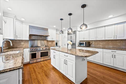 Tiny photo for 455 Rockefeller Road, Lake Forest, IL 60045 (MLS # 12709940)