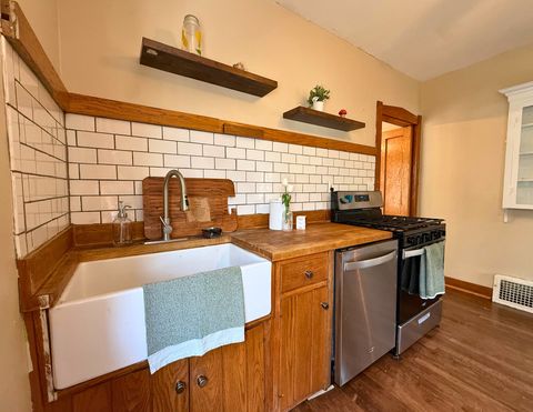 Tiny photo for 2719 Euclid Avenue, Berwyn, IL 60402 (MLS # 12693428)