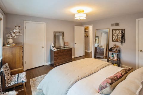 Tiny photo for 208 South Boulevard #D, Evanston, IL 60202 (MLS # 12592611)