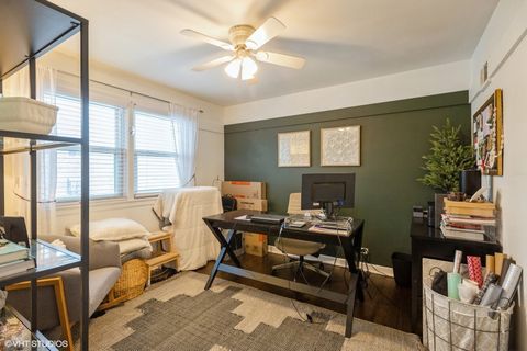 Tiny photo for 208 South Boulevard #D, Evanston, IL 60202 (MLS # 12592611)