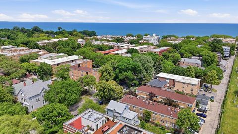 Tiny photo for 208 South Boulevard #D, Evanston, IL 60202 (MLS # 12592611)