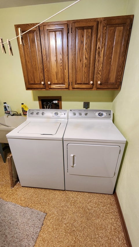 Tiny photo for 814 13th Avenue N #7C, Clinton, IA 52732 (MLS # 12770236)