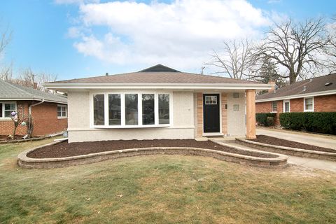 A home in Park Ridge