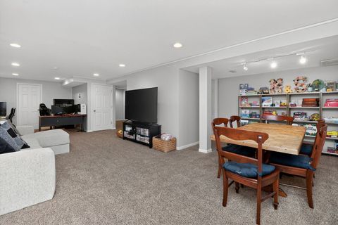 Tiny photo for 4781 Highwood Lane, Lake In The Hills, IL 60156 (MLS # 12535963)