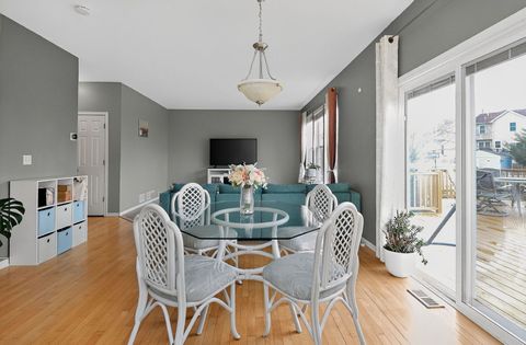 Tiny photo for 4781 Highwood Lane, Lake In The Hills, IL 60156 (MLS # 12535963)