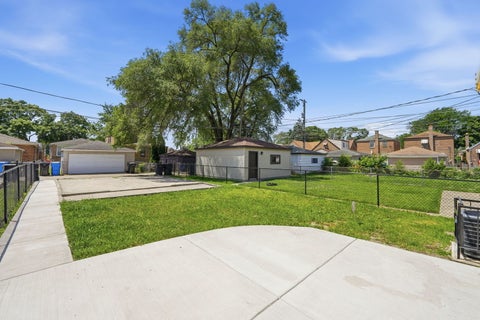 Tiny photo for 555 E 105th Street, Chicago, IL 60628 (MLS # 12694612)