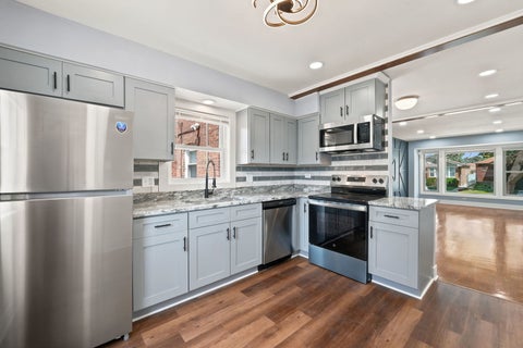 Tiny photo for 555 E 105th Street, Chicago, IL 60628 (MLS # 12694612)