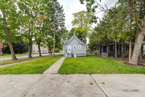 A home in North Chicago