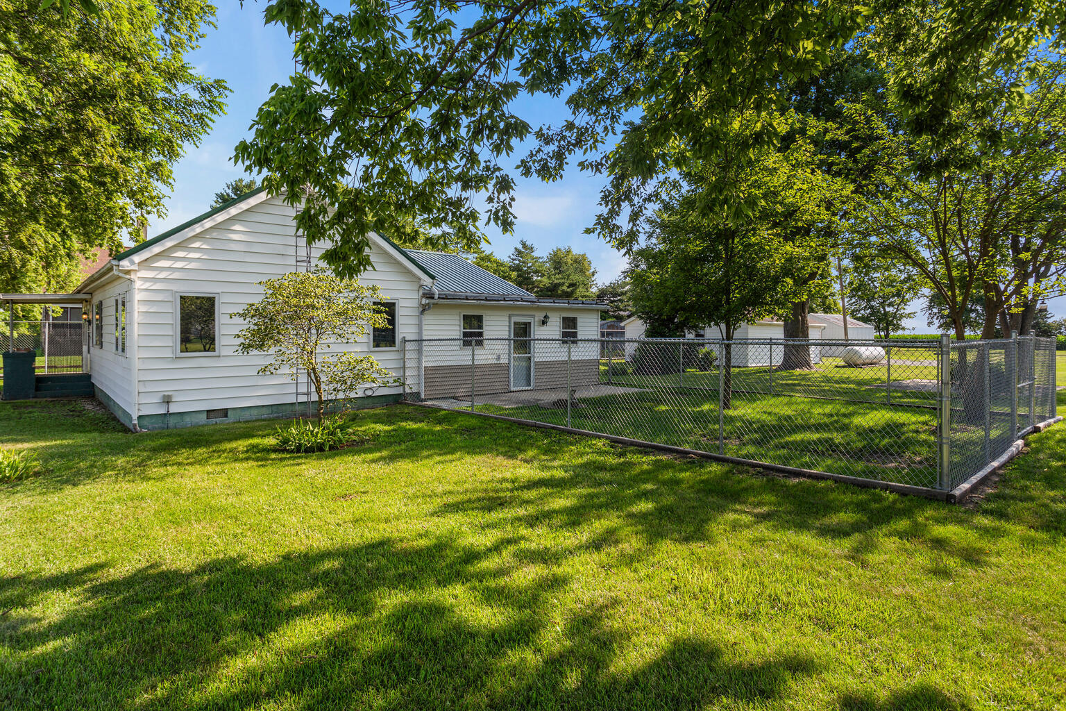 248 N County Road 1275E Road