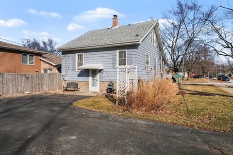 Tiny photo for 17858 Ridgewood Avenue, Lansing, IL 60438 (MLS # 12576614)