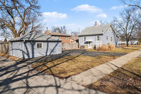 Tiny photo for 17858 Ridgewood Avenue, Lansing, IL 60438 (MLS # 12576614)