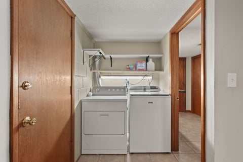 Tiny photo for 1717 Fairmeadows Drive, Bettendorf, IA 52722 (MLS # 12719591)