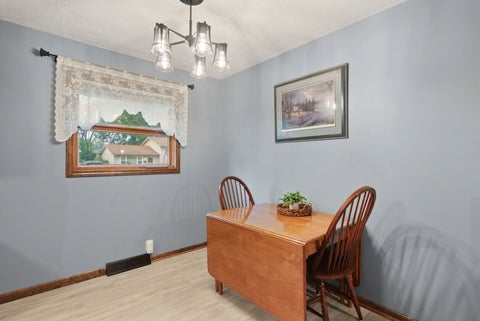 Tiny photo for 1717 Fairmeadows Drive, Bettendorf, IA 52722 (MLS # 12719591)