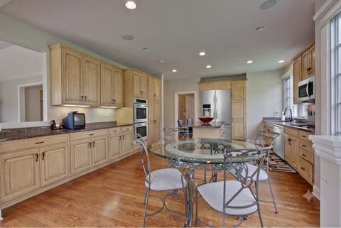 Tiny photo for 655 S Buckingham Court, Lake Forest, IL 60045 (MLS # 12723483)