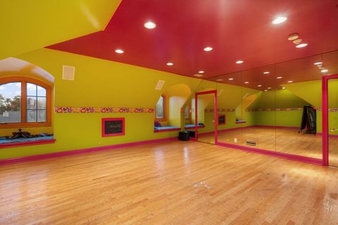 Tiny photo for 561 W 58th Street, Hinsdale, IL 60521 (MLS # 12511280)