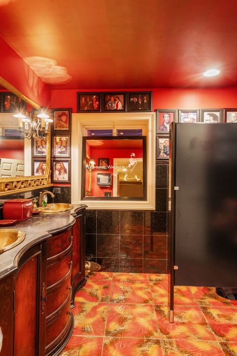 Tiny photo for 561 W 58th Street, Hinsdale, IL 60521 (MLS # 12511280)