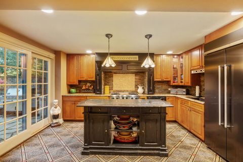 Tiny photo for 561 W 58th Street, Hinsdale, IL 60521 (MLS # 12511280)