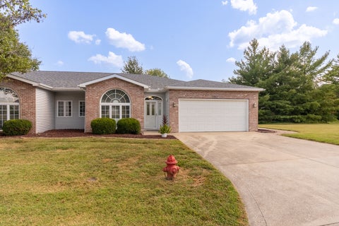 Tiny photo for 1017 Villa Court, Carbondale, IL 62901 (MLS # 12752219)