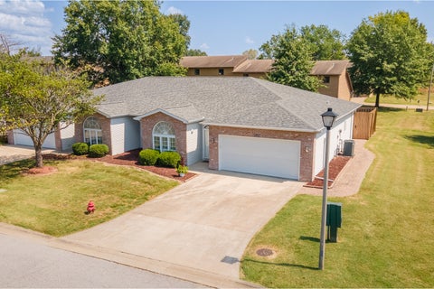 Tiny photo for 1017 Villa Court, Carbondale, IL 62901 (MLS # 12752219)