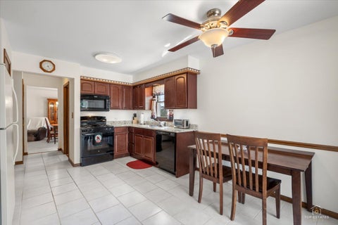 Tiny photo for 1769 Patricia Lane, St. Charles, IL 60174 (MLS # 12747394)