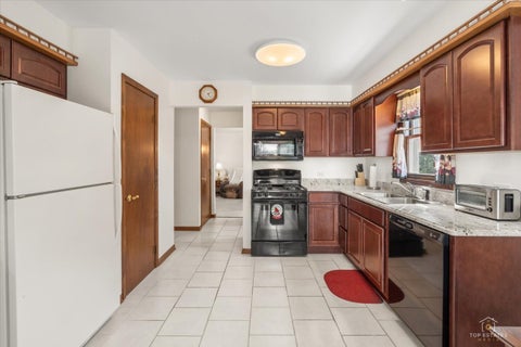 Tiny photo for 1769 Patricia Lane, St. Charles, IL 60174 (MLS # 12747394)
