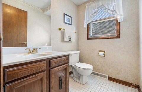 Tiny photo for 1769 Patricia Lane, St. Charles, IL 60174 (MLS # 12747394)