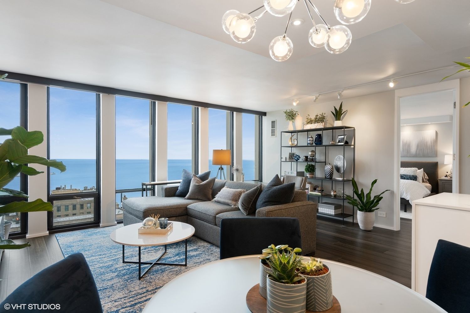 200 E Delaware Place 32B