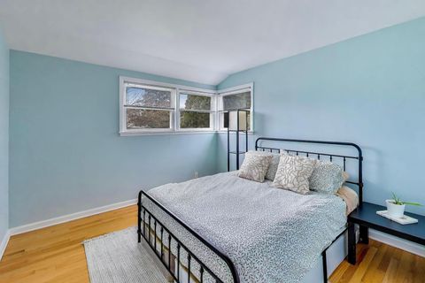 Tiny photo for 713 S William Street, Mount Prospect, IL 60056 (MLS # 12571893)