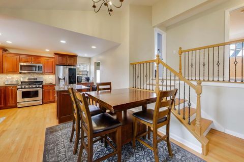 Tiny photo for 713 S William Street, Mount Prospect, IL 60056 (MLS # 12571893)