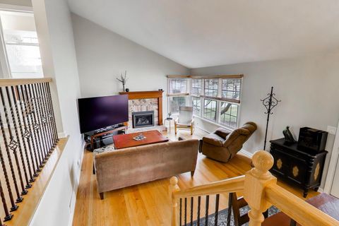 Tiny photo for 713 S William Street, Mount Prospect, IL 60056 (MLS # 12571893)
