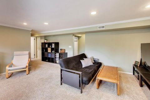 Tiny photo for 713 S William Street, Mount Prospect, IL 60056 (MLS # 12571893)