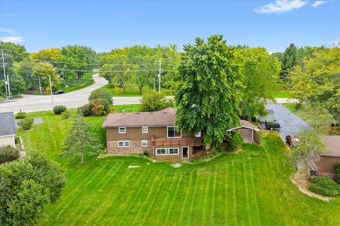 Tiny photo for 1406 W Lincoln Road, McHenry, IL 60051 (MLS # 12486543)