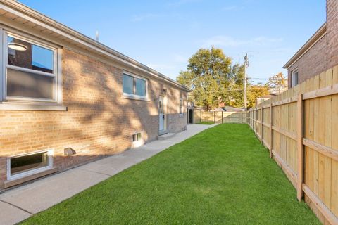 Tiny photo for 1619 N 20th Avenue, Melrose Park, IL 60160 (MLS # 12538960)