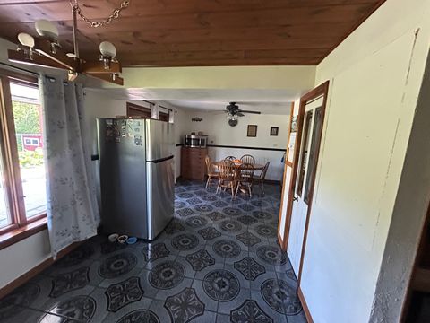 Tiny photo for 194 S Collins Street, South Elgin, IL 60177 (MLS # 12441306)