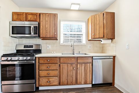 Tiny photo for 1500 Oak Valley Drive, Cary, IL 60013 (MLS # 12521222)