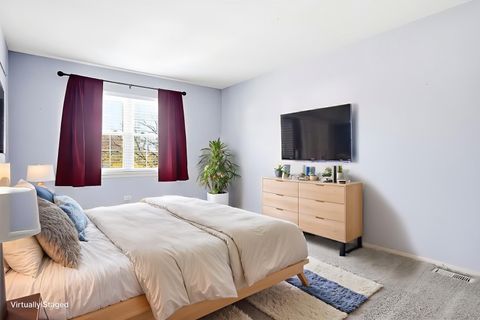 Tiny photo for 1500 Oak Valley Drive, Cary, IL 60013 (MLS # 12521222)