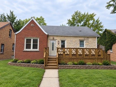 Photo of 479 S Winfield Avenue, Kankakee, IL 60901 (MLS # 12772065)
