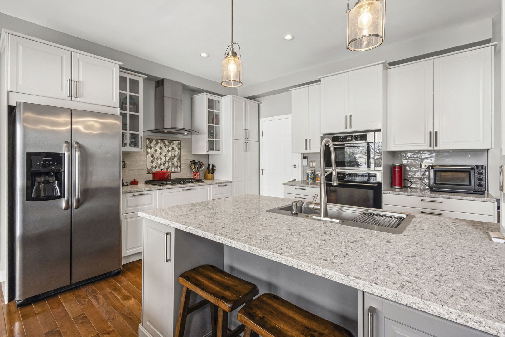 546 W Bridge View Court