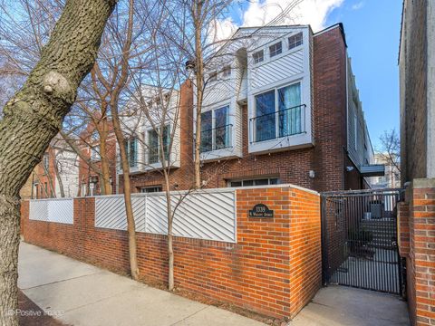 Photo of 1339 N Wolcott Avenue #B, Chicago, IL 60622 (MLS # 12593779)