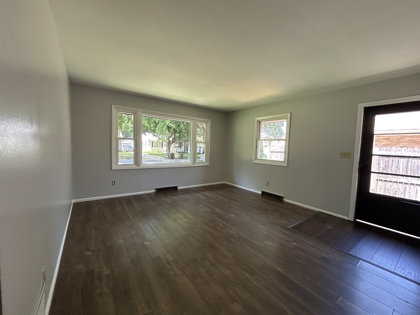 1103 Irving Avenue