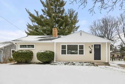 Photo of 400 Kishwaukee Drive, Sycamore, IL 60178 (MLS # 12547889)