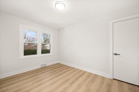 Tiny photo for 400 Kishwaukee Drive, Sycamore, IL 60178 (MLS # 12547889)