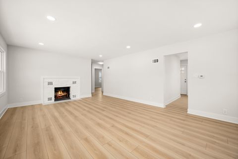 Tiny photo for 400 Kishwaukee Drive, Sycamore, IL 60178 (MLS # 12547889)