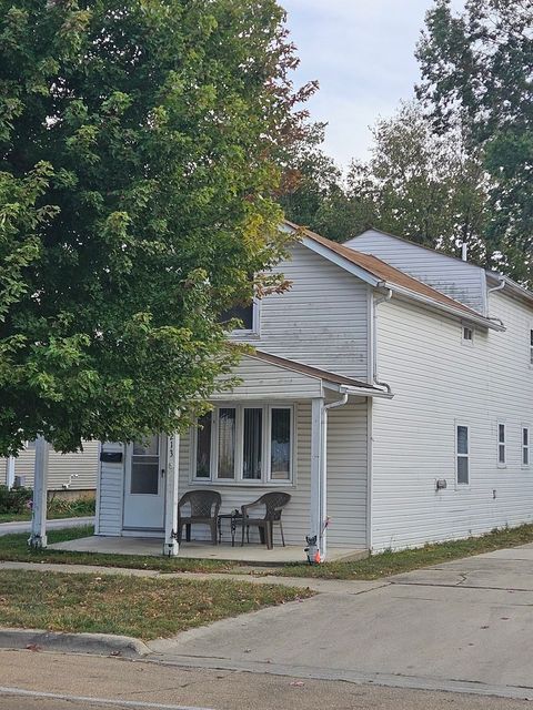 Photo of 1213 W Main Street, Ottawa, IL 61350 (MLS # 12487519)