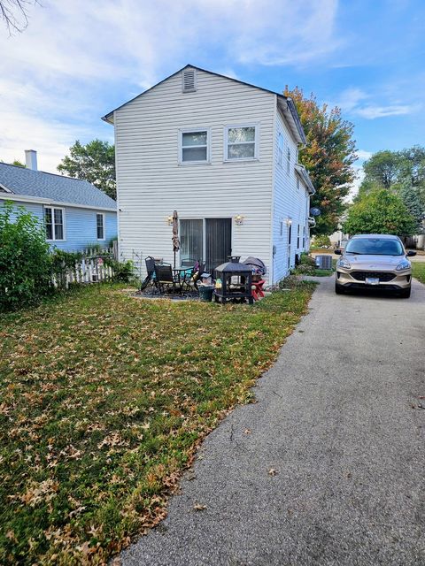 Tiny photo for 1213 W Main Street, Ottawa, IL 61350 (MLS # 12487519)