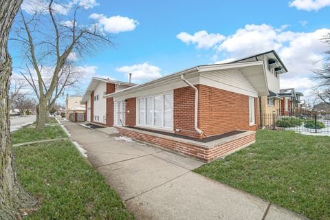 Tiny photo for 11601 S Laflin Street, Chicago, IL 60643 (MLS # 12531432)