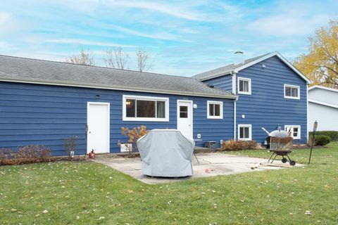 Tiny photo for 612 Silbury Court, McHenry, IL 60050 (MLS # 12679522)