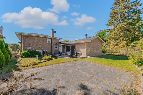 Tiny photo for 452 E 167th Street, South Holland, IL 60473 (MLS # 12586866)